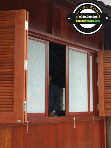 Cửa lưới chống muỗi lùa (màu vân gỗ dùng cho cửa sổ)